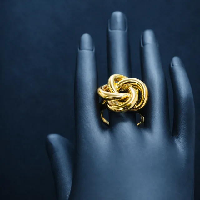 製品展示 C 行1 列2